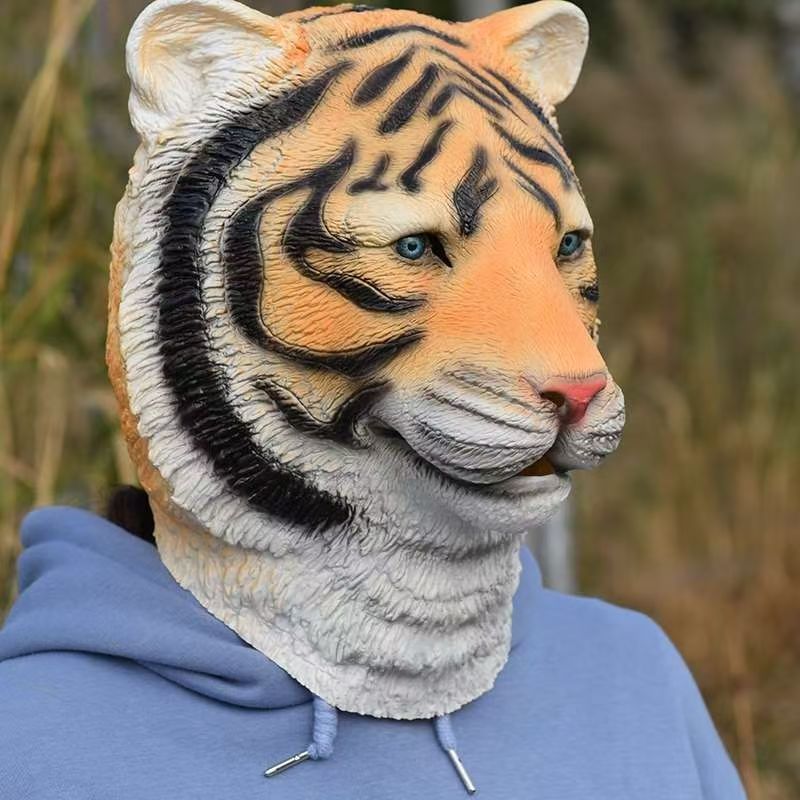 Lifelike Tiger Head Green Fish - Skincare Pigeon 评论和价格